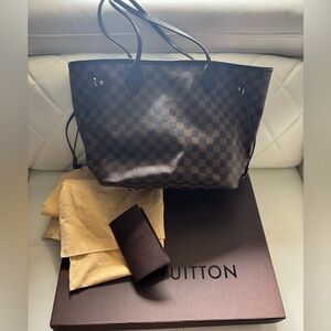 Authentic Louis Vuitton Neverfull MM